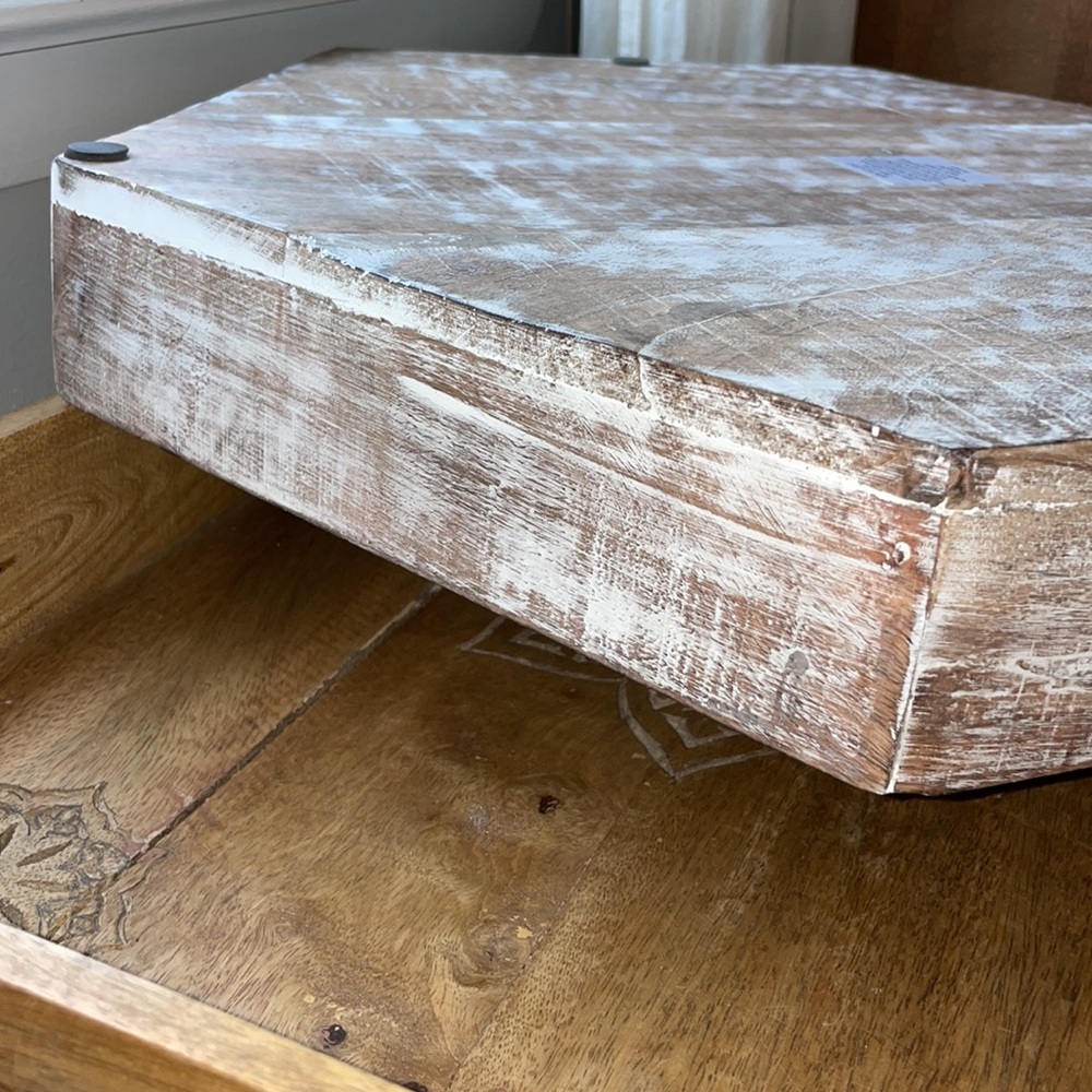 Unique Octagonal Distressed Natural Wooden Tray with Gold Accents ๐NWT! - Picture 14 of 16